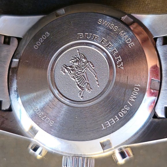 Vintage Men's Burberry Stainless Watch, BU7303, EKD insignia, authentic, used - Picture 8 of 16